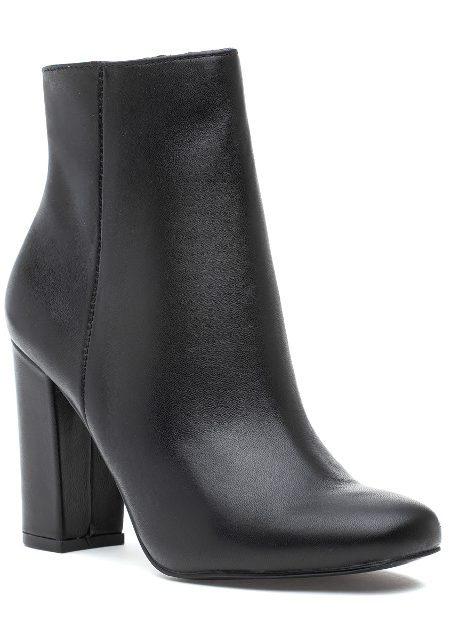 steve madden pixie boot