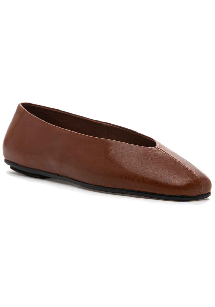 タムタムミシェル・デュポン・ファン&ラランド2015 Jeffrey Campbell Fathom Flat Tan Leather