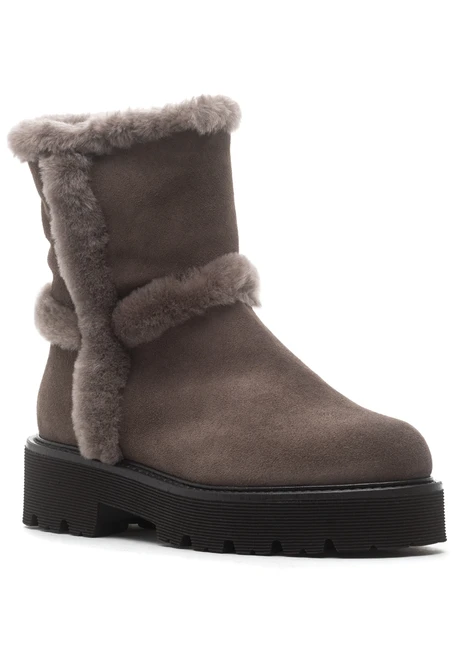 Tobacco Suede