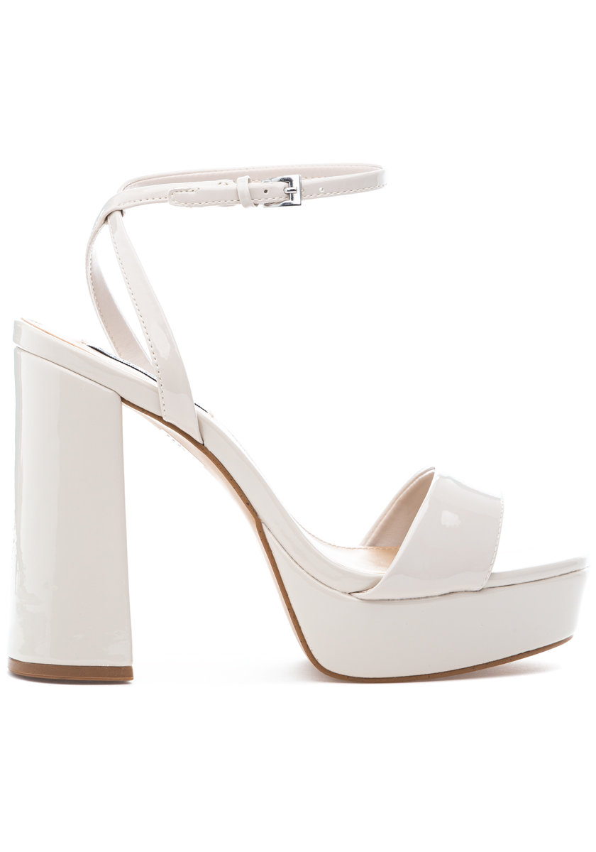 Steve Madden Lessa Sandal Bone Patent Leather