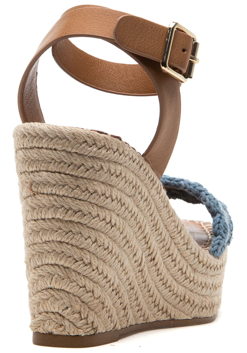 ◆Steve Madden◆ハードン スエード アンクル ブーティ送料込 Amazon.com | Steve Madden Women's Kaydee Wedge Sandal, Black