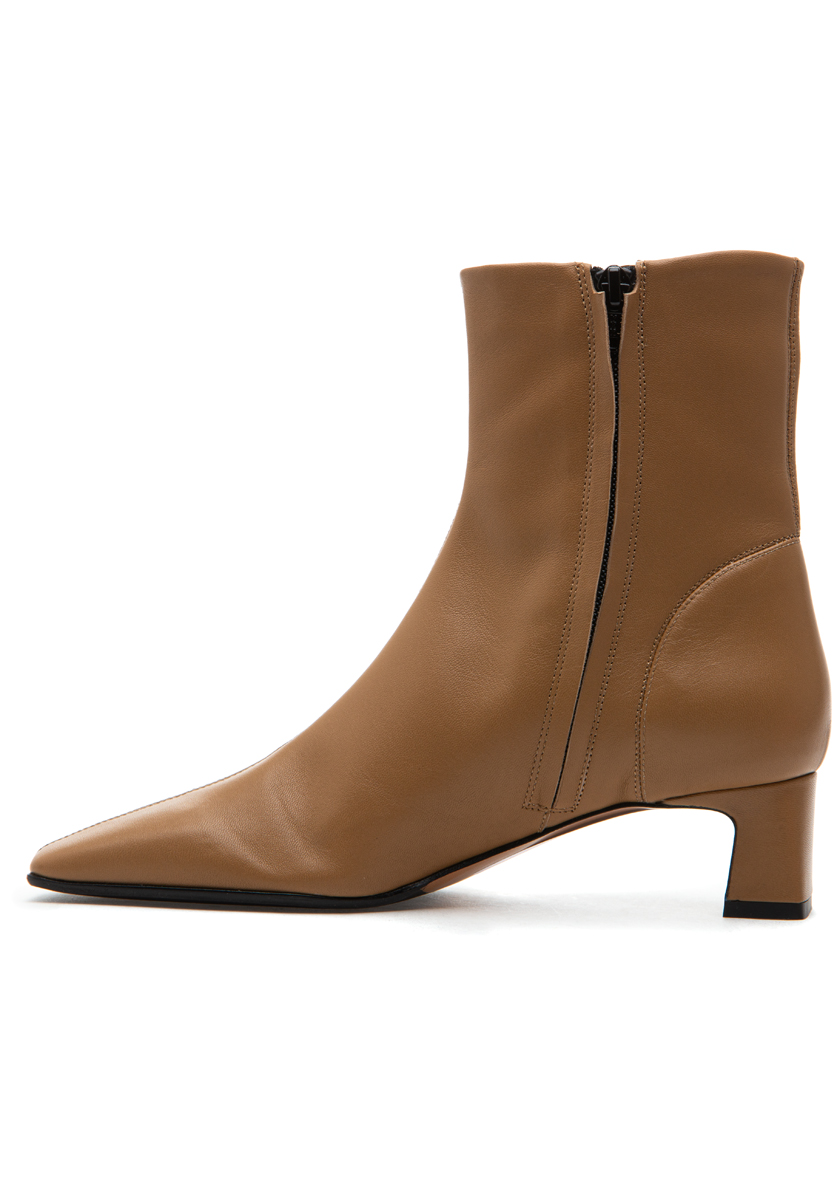 Sand Leather