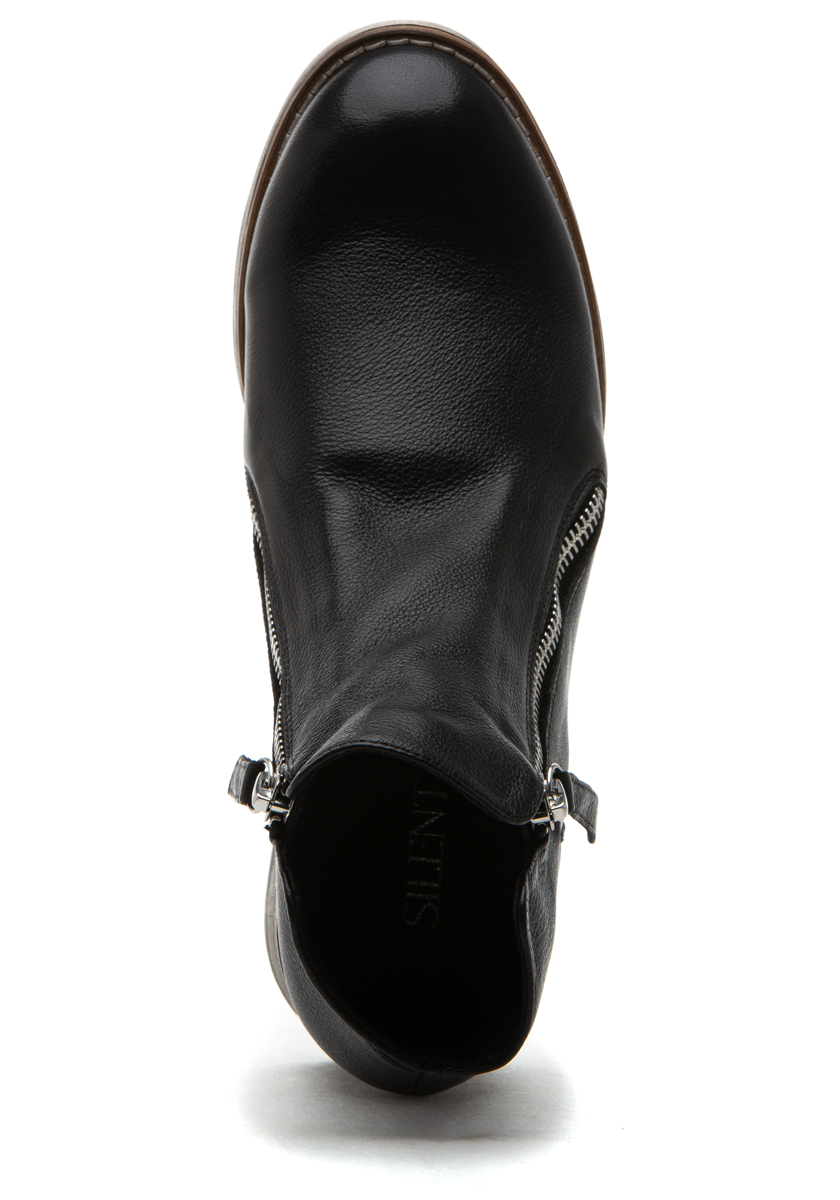 Black/Black Leather