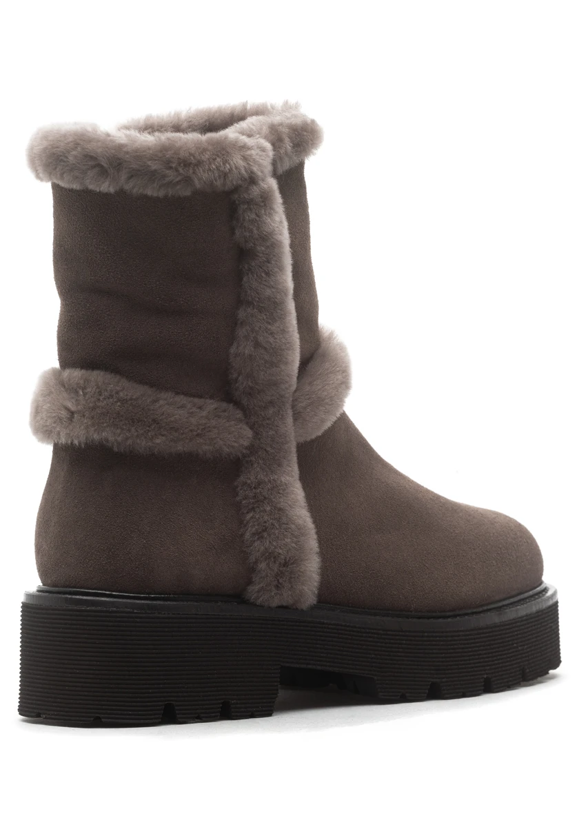 Tobacco Suede