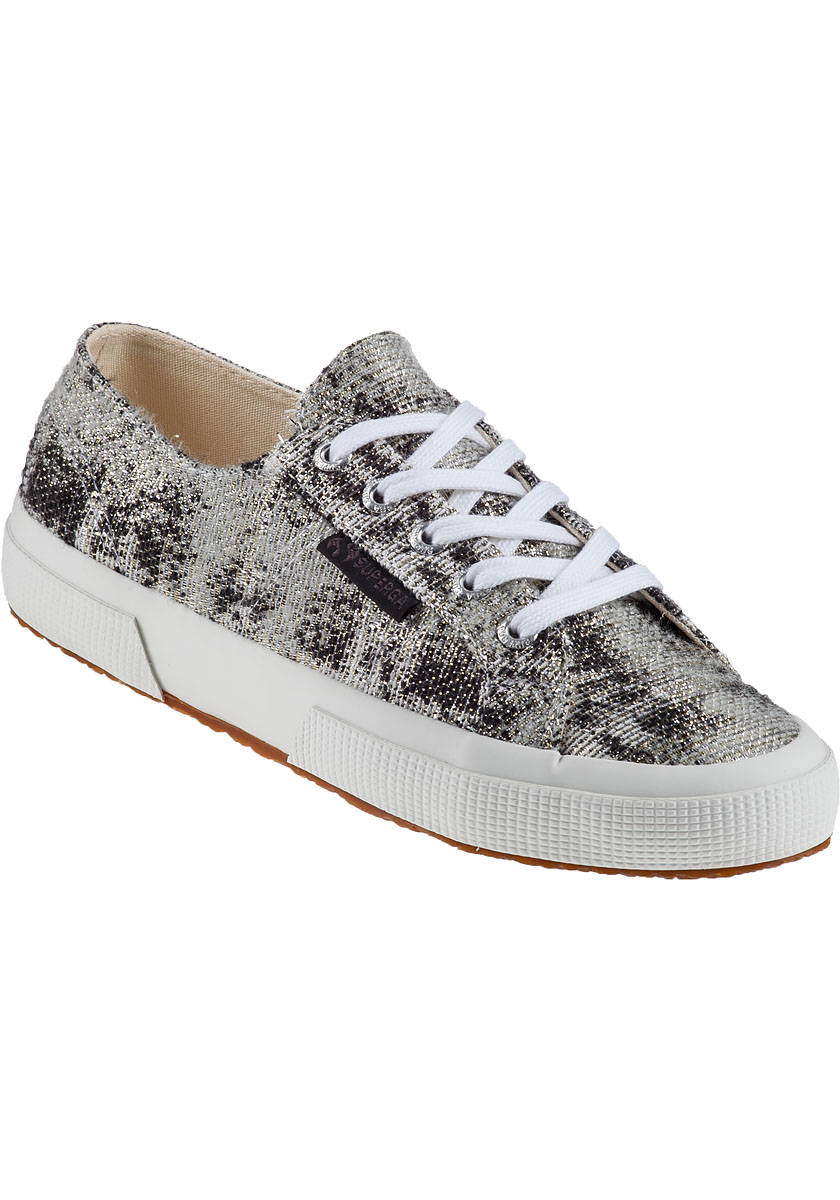 superga man repeller