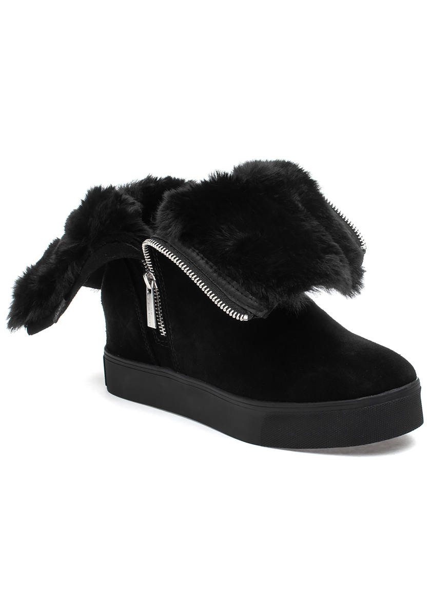 j slides fur boots