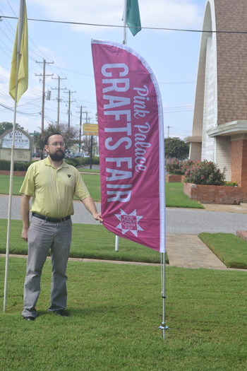 8 ft Blade Real Estate Flag Pole Kit and flag clip