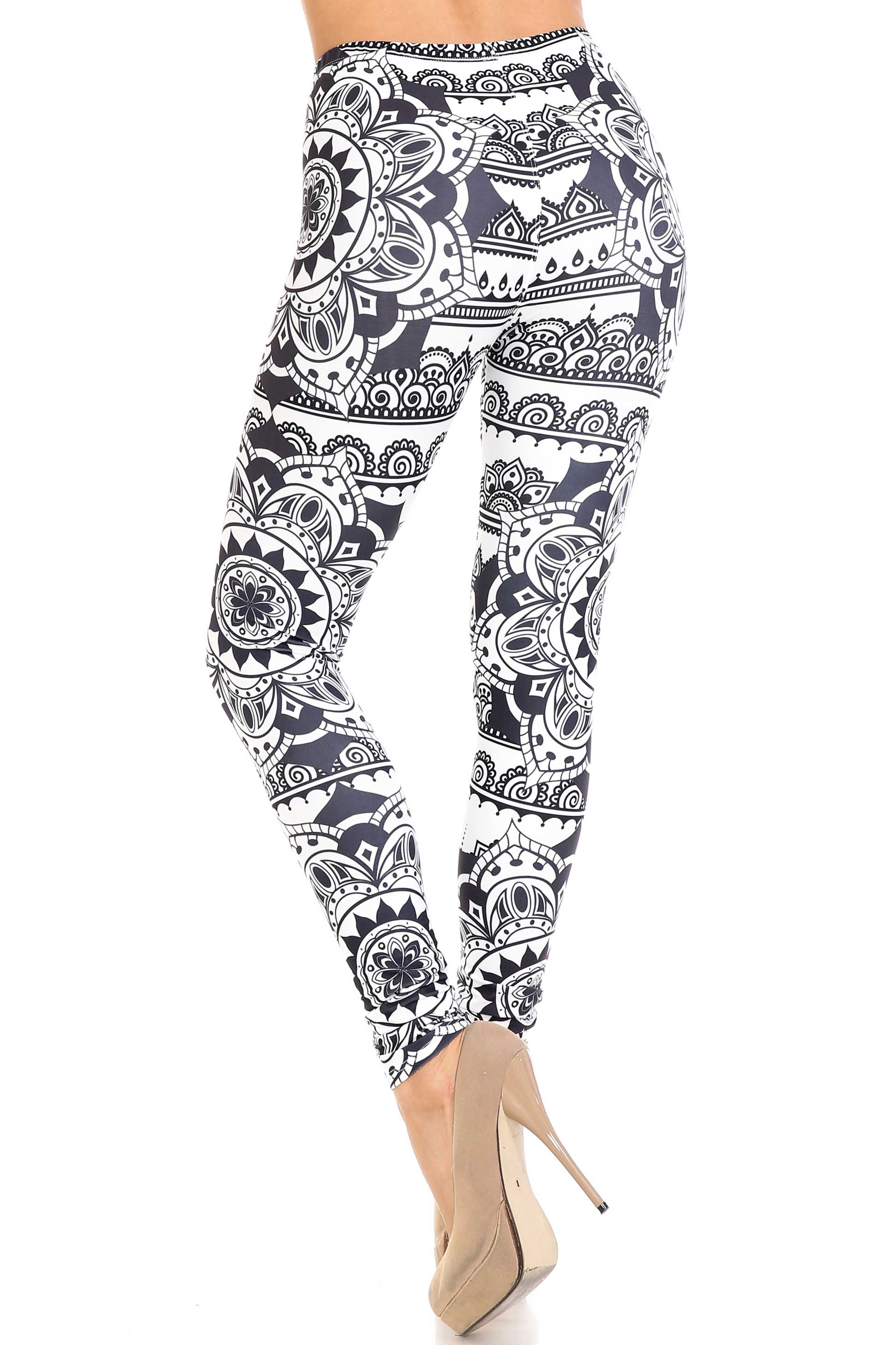 Wholesale Creamy Soft Monochrome Mandala Leggings - By USA Fashion™