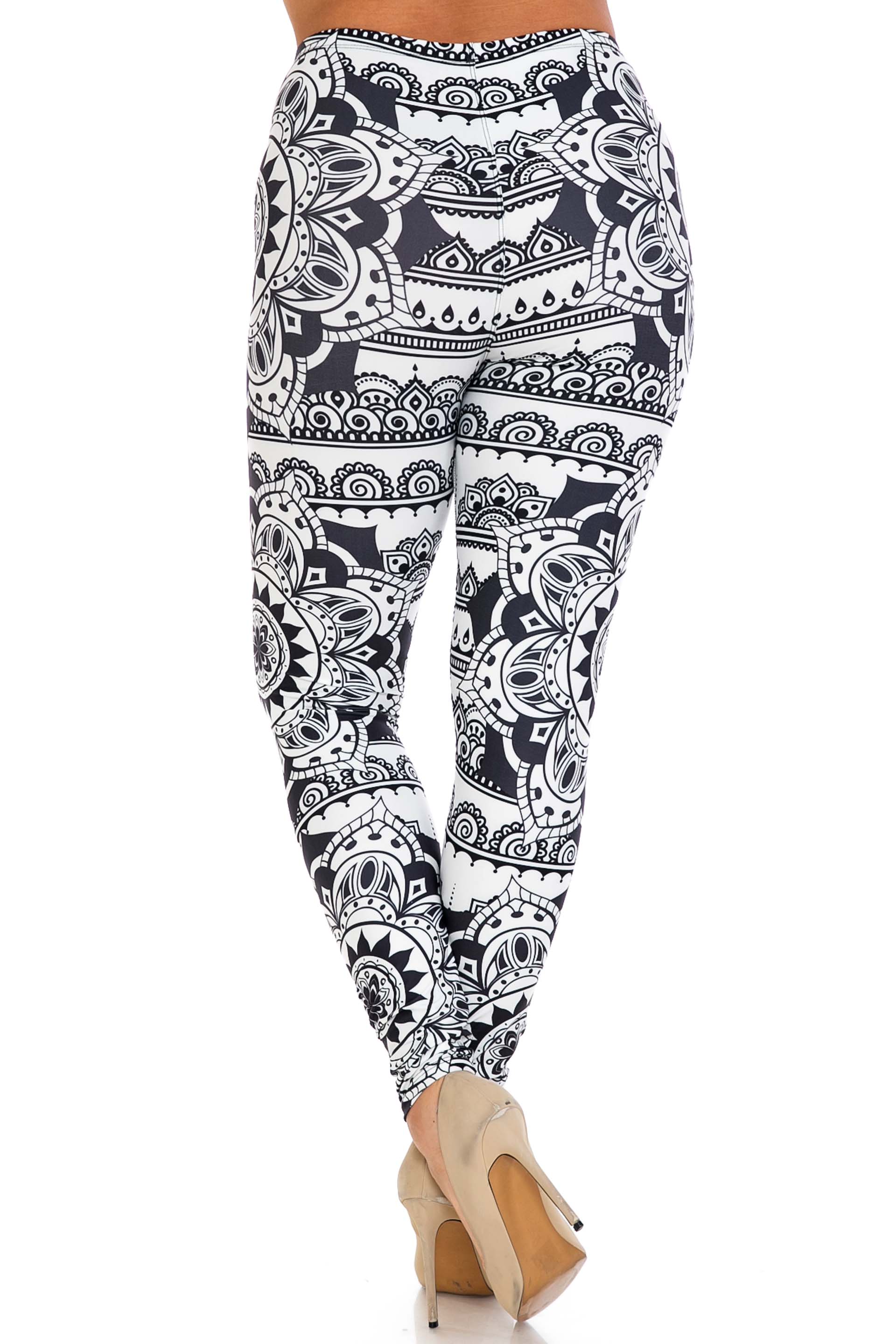 Wholesale Creamy Soft Monochrome Mandala Extra Plus Size Leggings - 3X-5X - By USA Fashion™