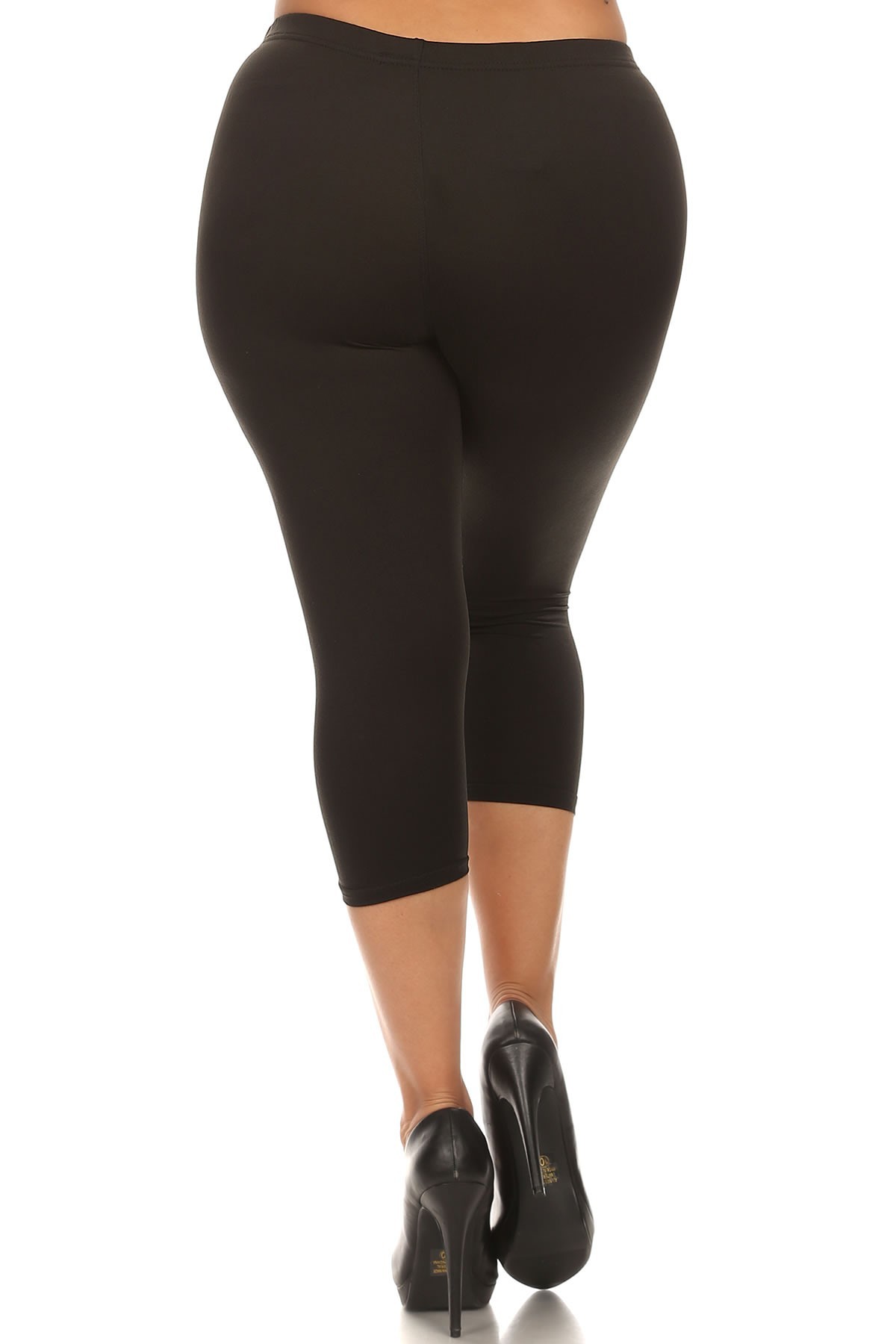 Wholesale Buttery Smooth Basic Solid Plus Size Capris - New Mix