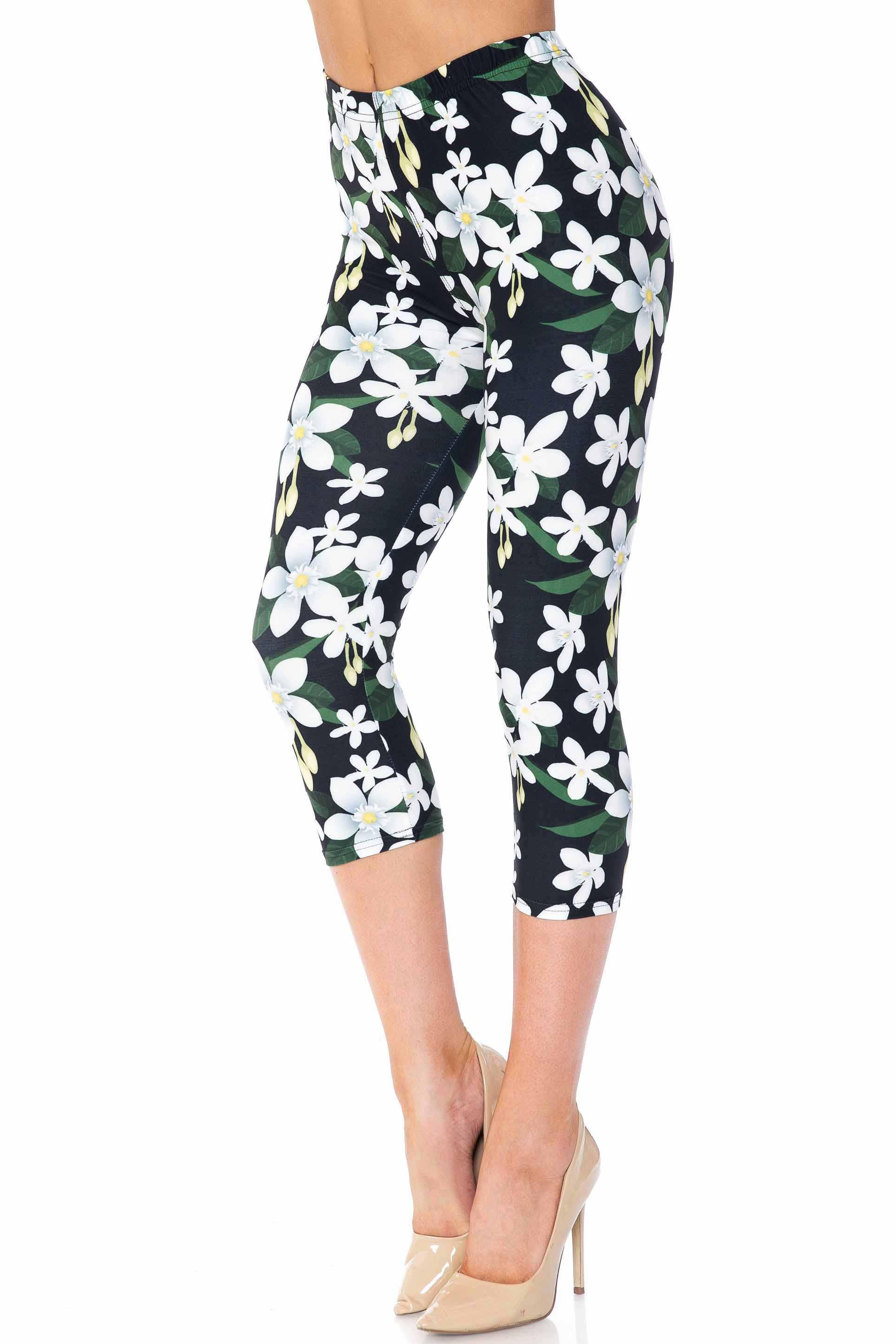 Wholesale Creamy Soft Daisy Bloom Capris - USA Fashion™ | Leggings Wholesale  Superstore