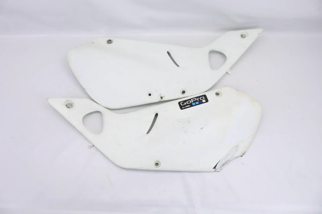CR125R 1997-1999 Side Panels Plastics White LH+RH Honda 83610-KZ3-B00ZA #25