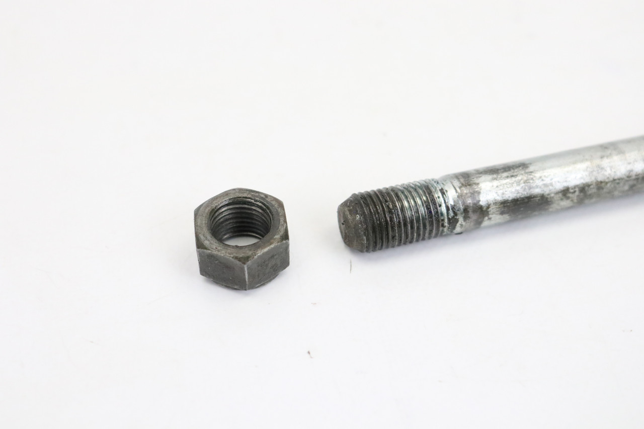 YZ80 90-01 YZ85 02-18 Swingarm Pivot Bolt Shaft & Nut Yamaha 22W-25181-01-00 #105B