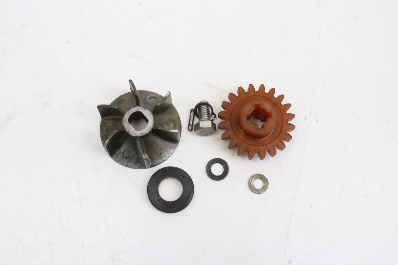 RMX250 90-98 RM250 90-95 Water Pump Impeller & Gear Suzuki 17491-28C10 #173