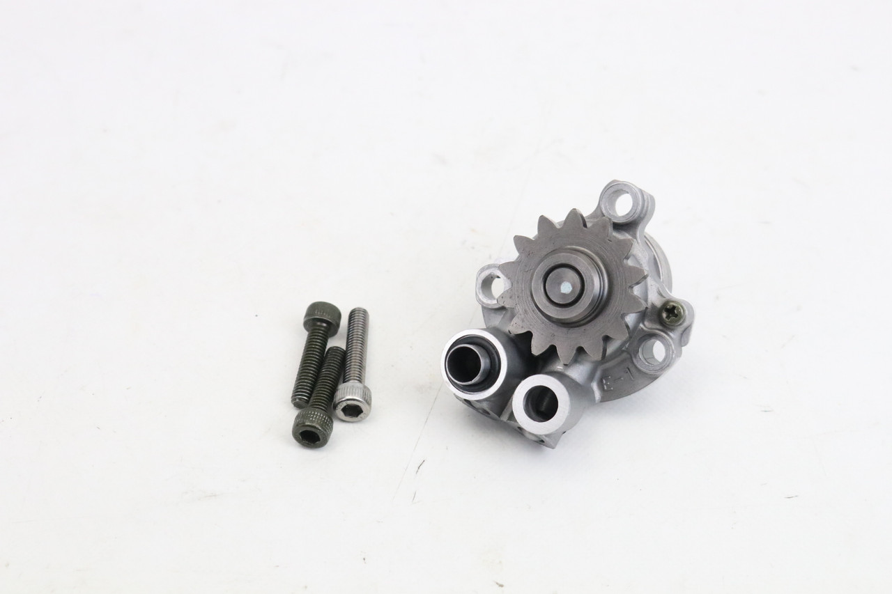 YZ250F 01-05 / WR250F 01-06 Oil Pump Assembly Yamaha 5SG-13300-01-00 #168