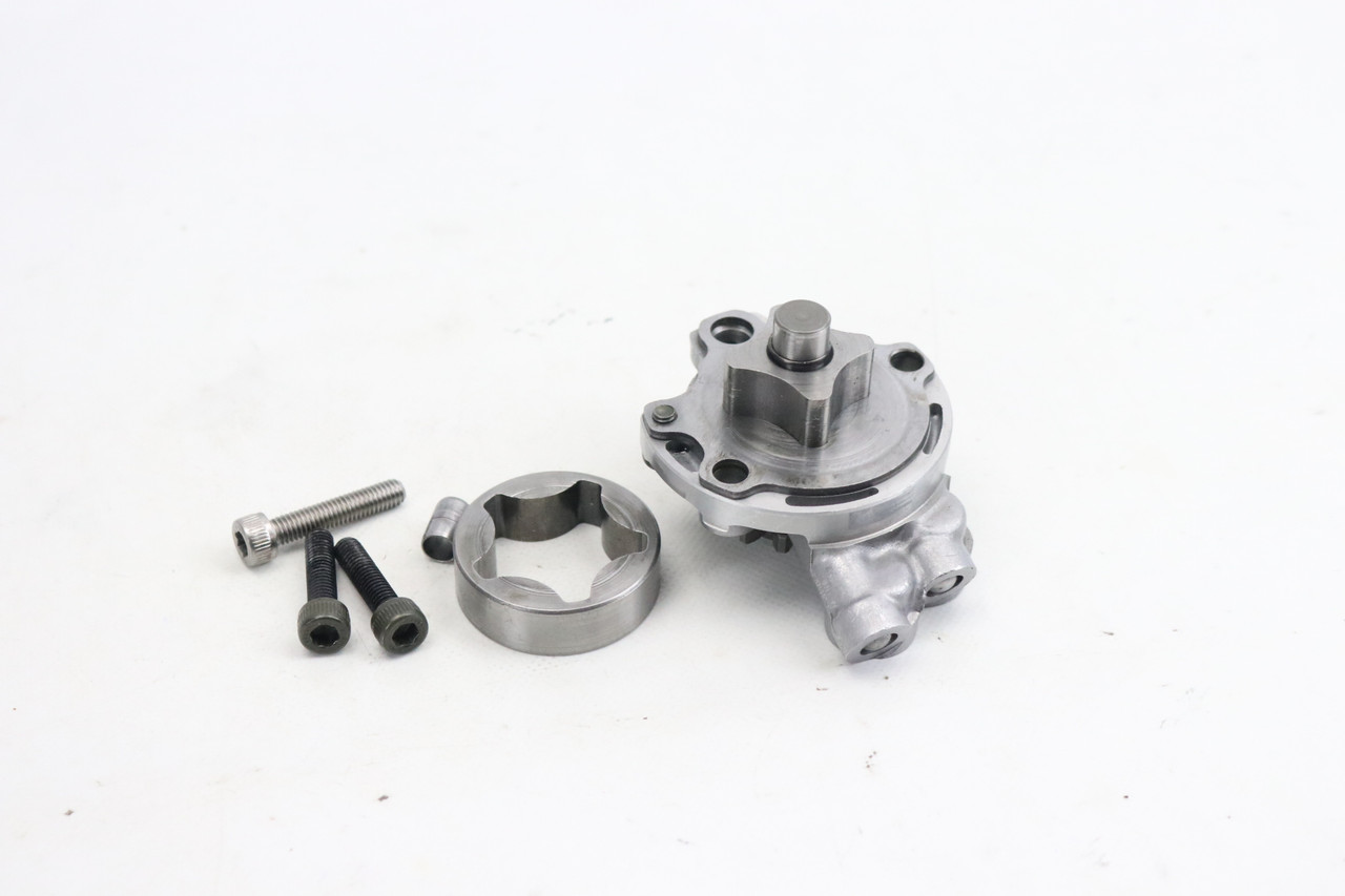 YZ426F 00-02 WR426F 01-02 Oil Pump Assembly Yamaha 5BE-13300-10-00 #232