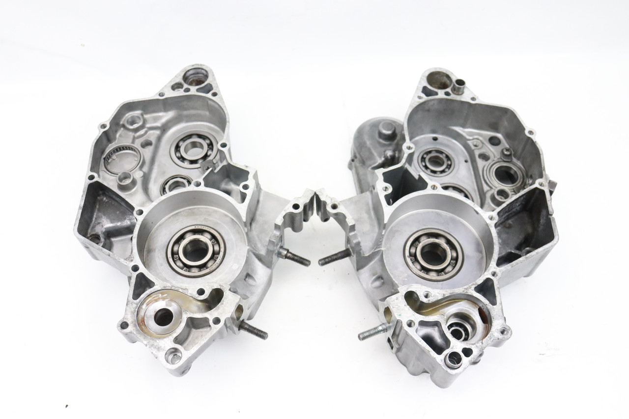 RM125 1998 Crankcases Engine Cases Pair RH+LH Suzuki 11300-36870 #110