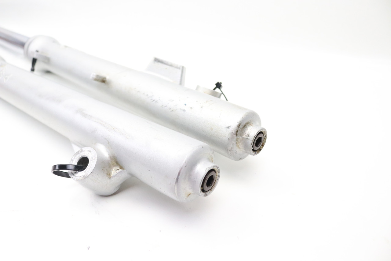 AG125 17-23 Front Shock Absorbers Forks Pair LH+RH Suspension Yamaha BF8-F3103-01 #260
