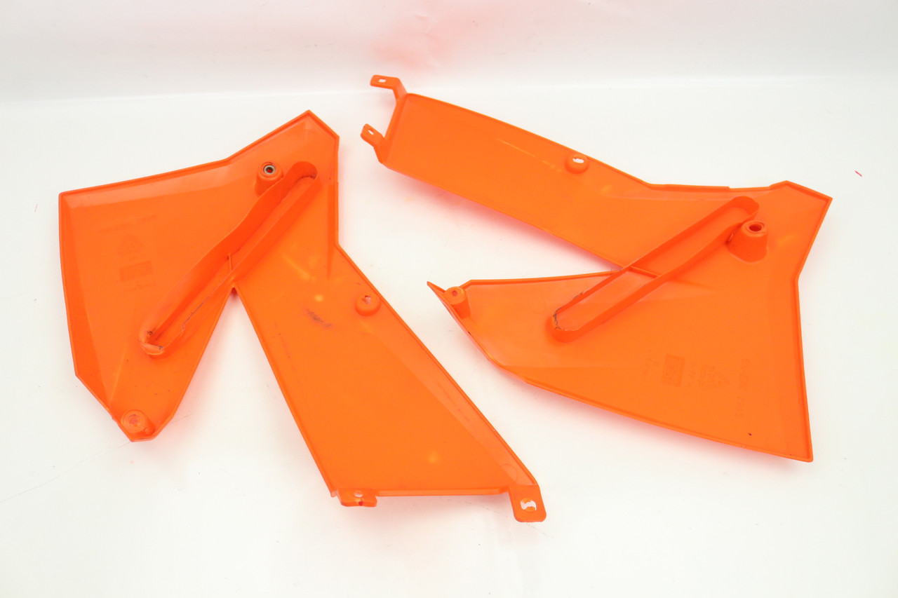 125-560 SMR EXC SX-F 05-07 Tank Shrouds Plastics Pair KTM 5480805400004 #276
