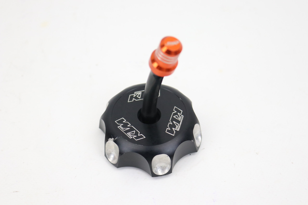 125-560 SMR EXC 05-07 Fuel Tank Cap Lid KTM 59007008044 #276