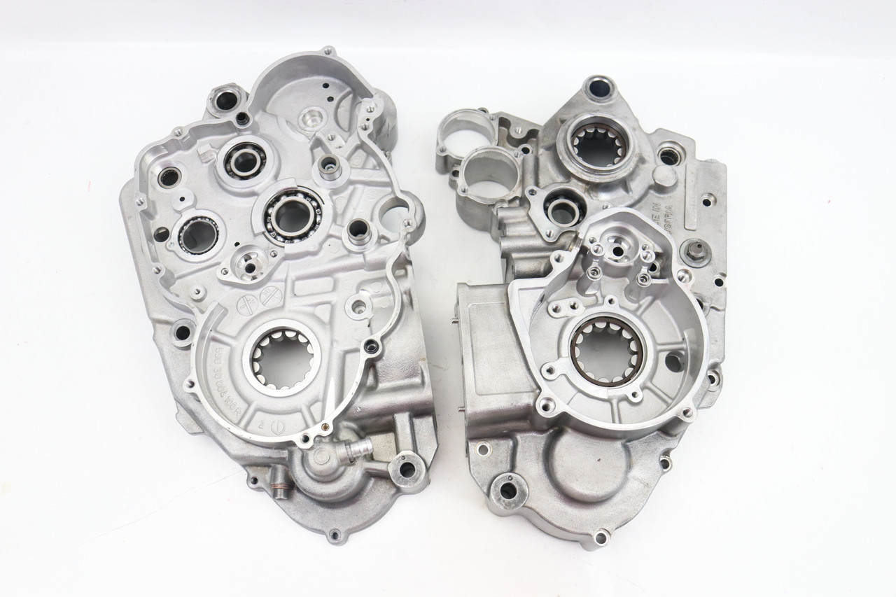 250-525 SMR EXC 06-07 Crankcase Set Engine Cases KTM 59030000444 #276