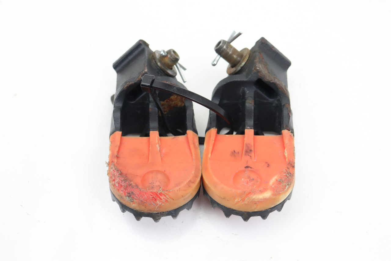 125-525 SMR EXC SX 05-12 Footrests LH+RH Footpegs & Pins KTM 78003040050 #276