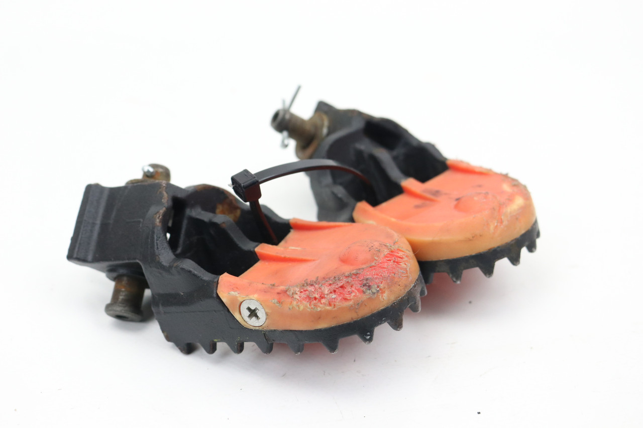 125-525 SMR EXC SX 05-12 Footrests LH+RH Footpegs & Pins KTM 78003040050 #276