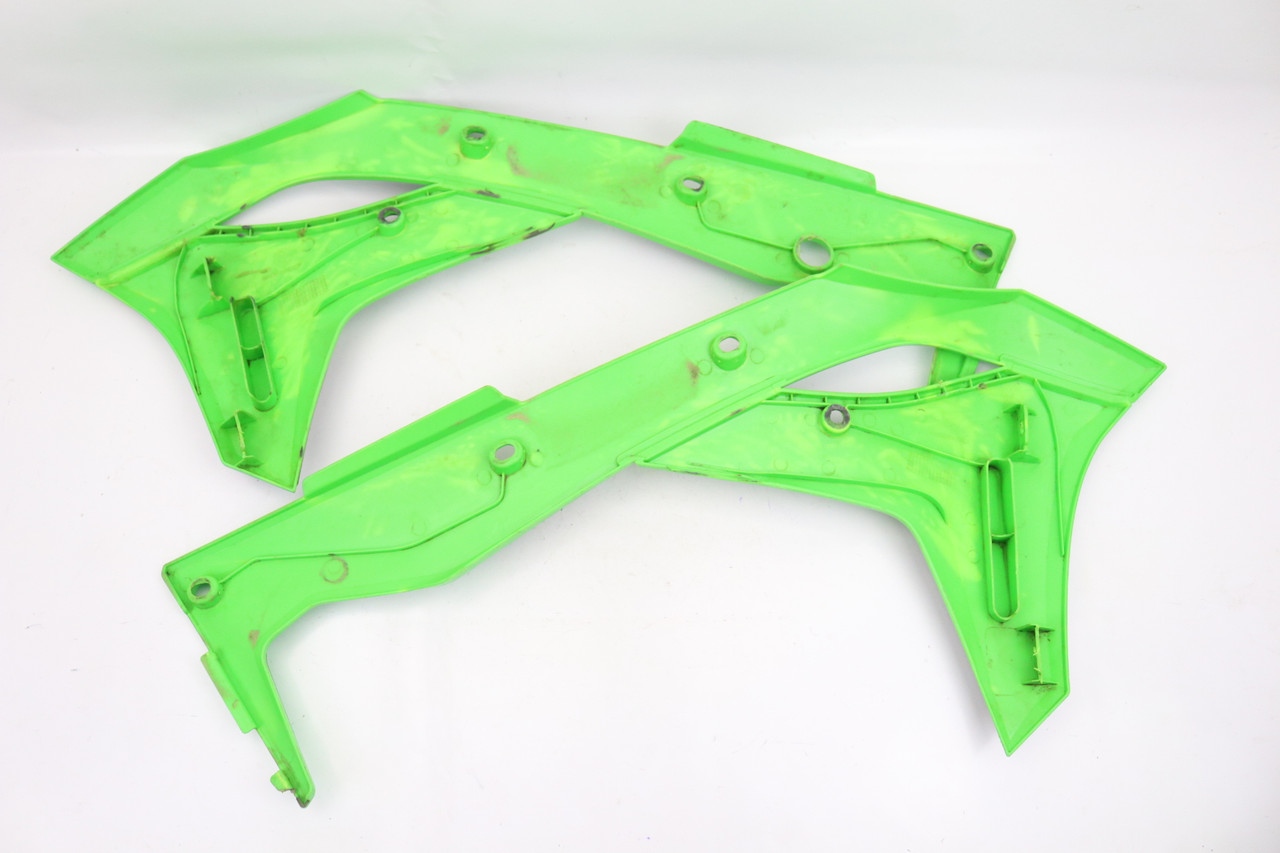 KX250F 2019 Tank Shrouds Tank Plastics Pair Kawasaki 49135-5030-290 #283