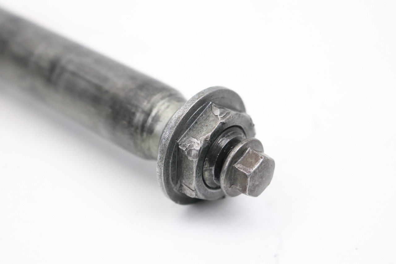 YZF / YZ / WRF 98-04 Front Axle Shaft Yamaha 5BE-25181-00-00 #179