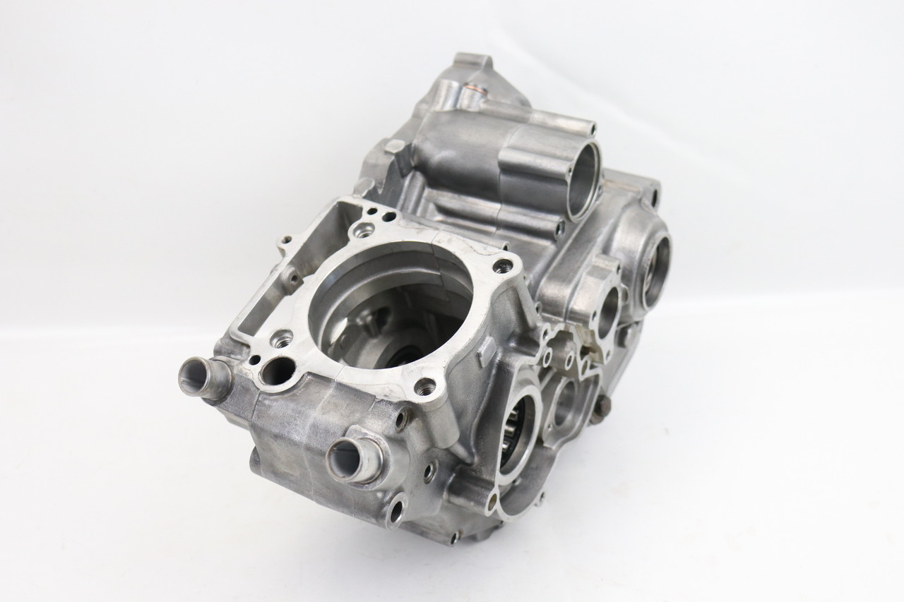 250 SX-F 2007–2010 Crankcase Set Engine Cases KTM 77030000144 #284