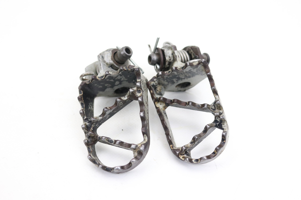 65 SX 2007-2008 Footrests LH+RH Footpegs & Pins KTM 4610304013390A #286