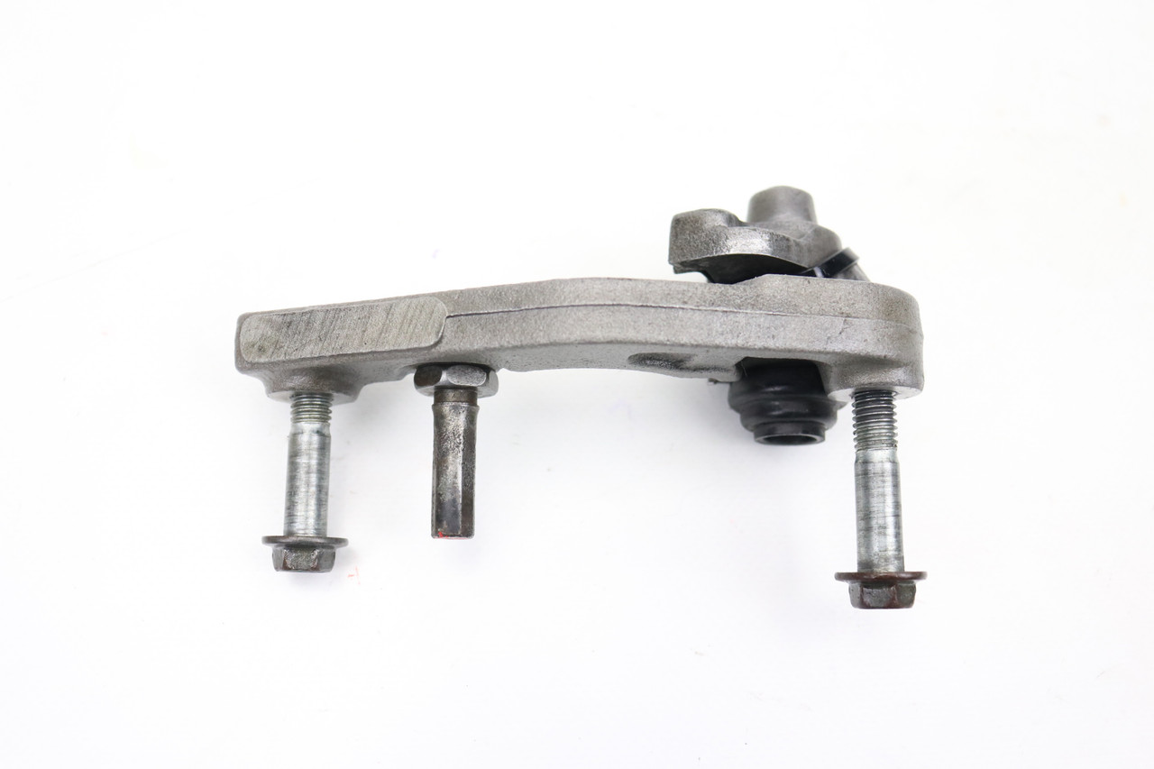 RM-Z250 RM-Z450 2007–2018 Front Brake Caliper Bracket Suzuki 59350-13E00 #289