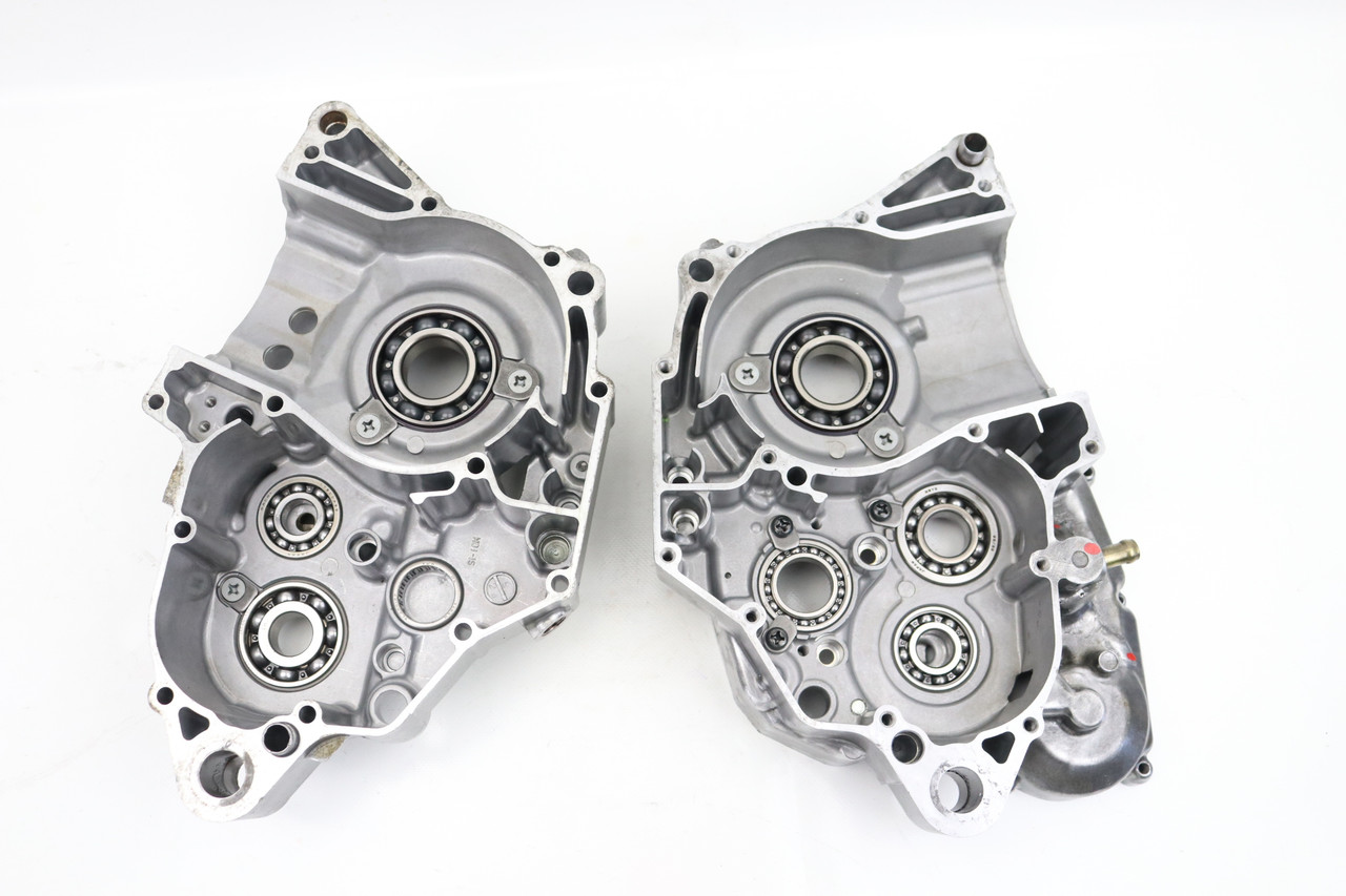 RM-Z250 2007–2009 Crankcase Set Engine Cases Suzuki 11300-10882 #291
