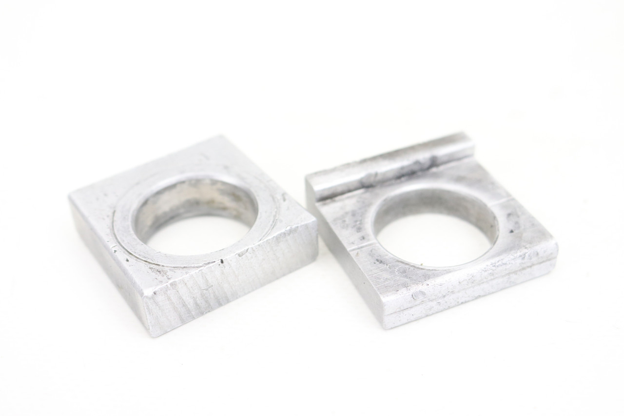 KLX450R 2008–2022 Chain Adjuster Blocks Kawasaki 33040-0020 #292