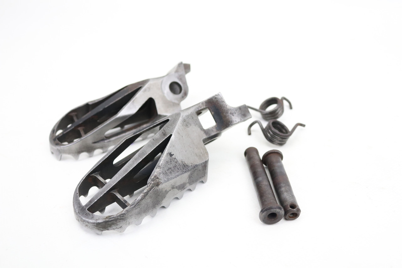 KLX450R 08–20 KX450F 06–14 Footrests LH+RH Footpegs & Pins Kawasaki 34028-0015 #292