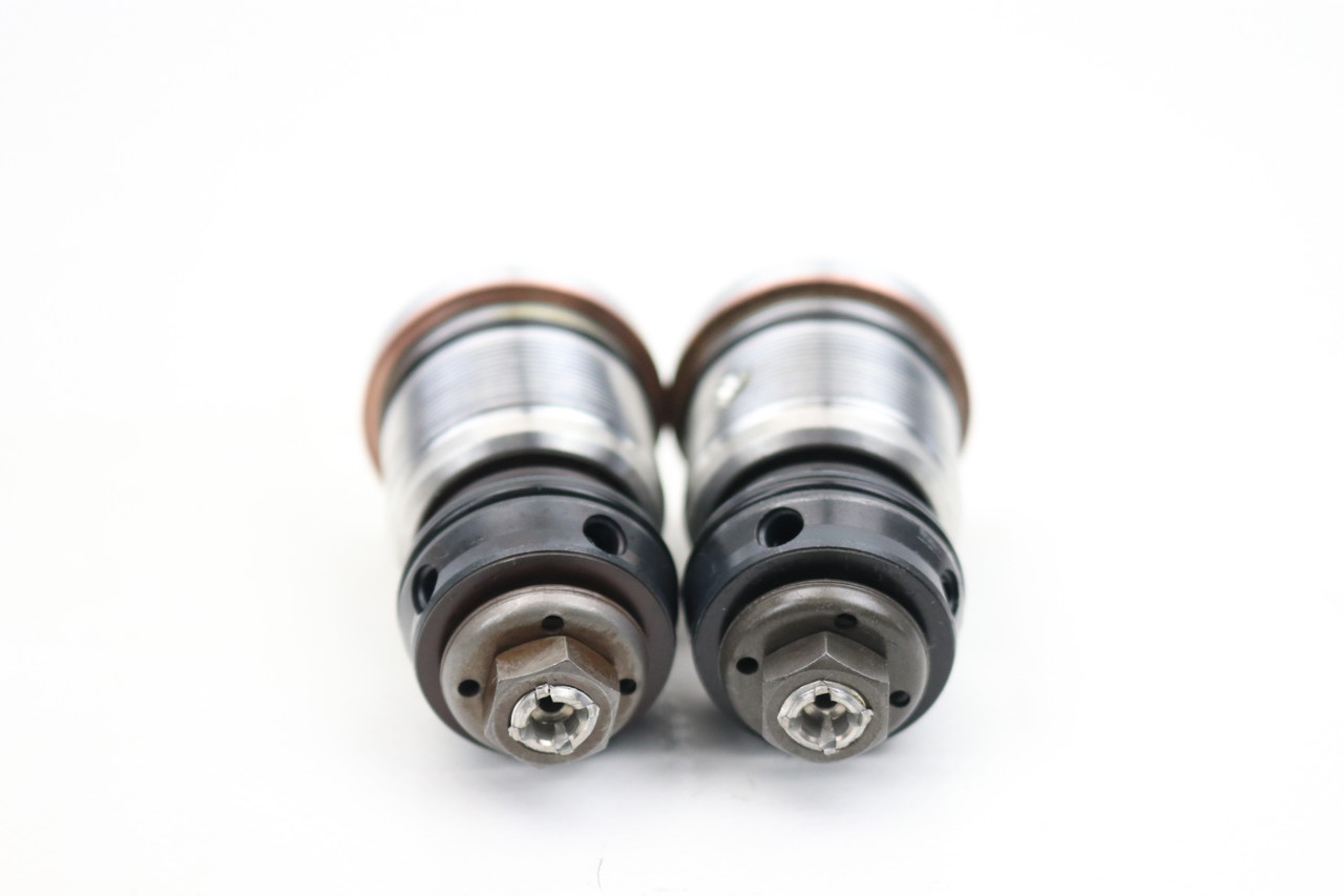 YZ450F 2004 Fork Lower Centre Bolts Yamaha 5XD-2316A-L0-00 #215