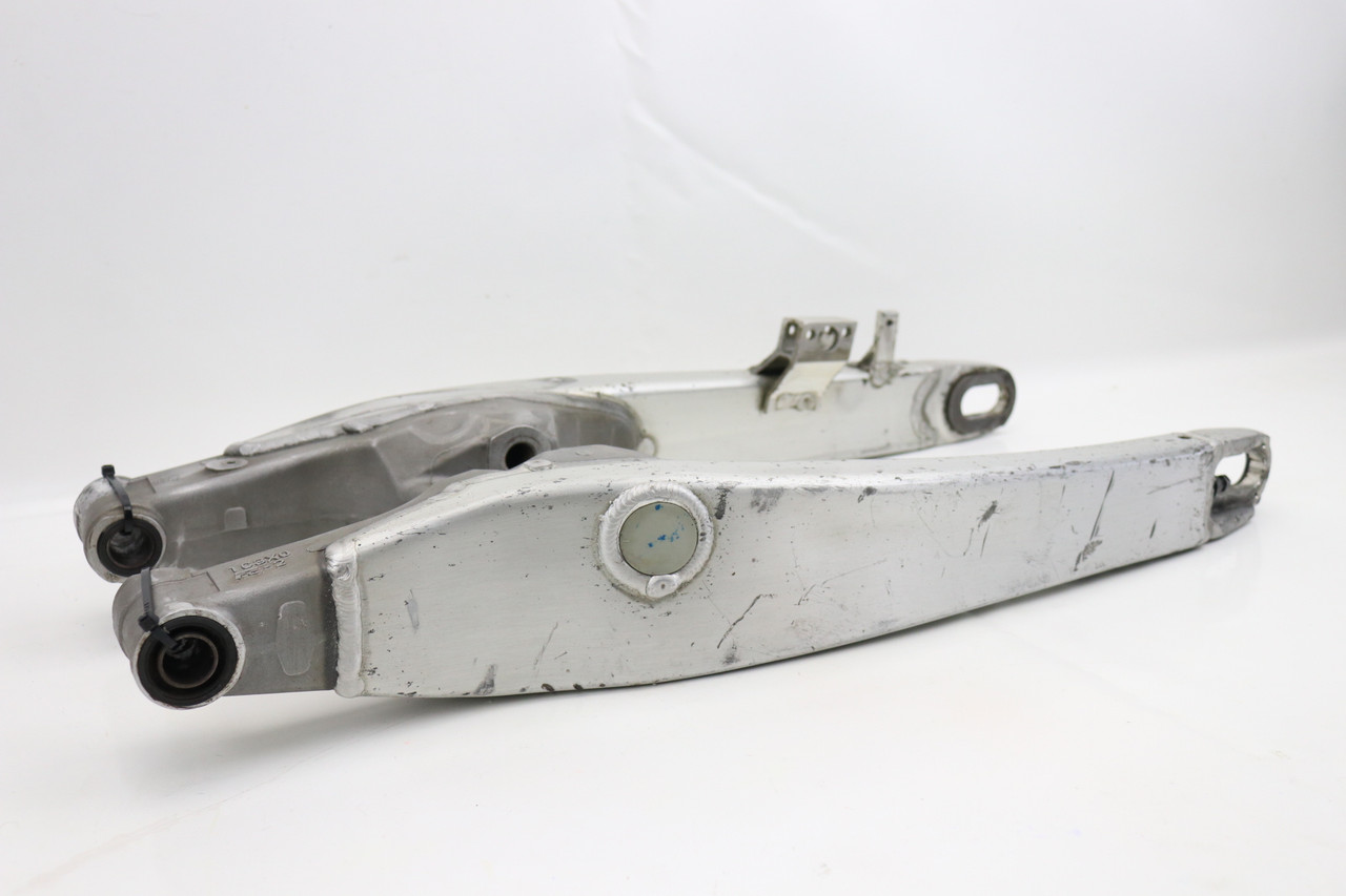 YZ / YZF 08–20 Swingarm Rear Arm Yamaha 1C3-22110-90-00 #293