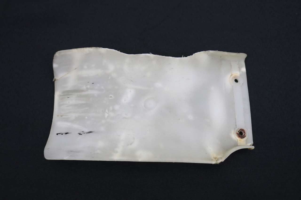 CRF450X 05–08 CRF450R 02–08 Rear Mud Flap Honda 17218-KZ3-860 #294