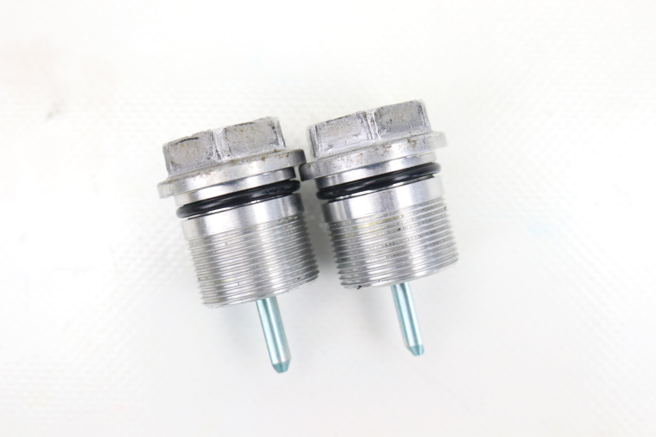 CRF450X 05–12 CRF250R 05–09 Fork Lower Centre Bolts Honda 51440-KRN-711 #294