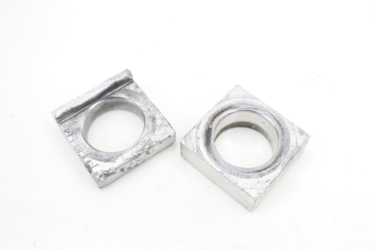 YZ250F YZ450F 2009–2011 Chain Adjuster Blocks Yamaha 17D-25389-00-00 #295