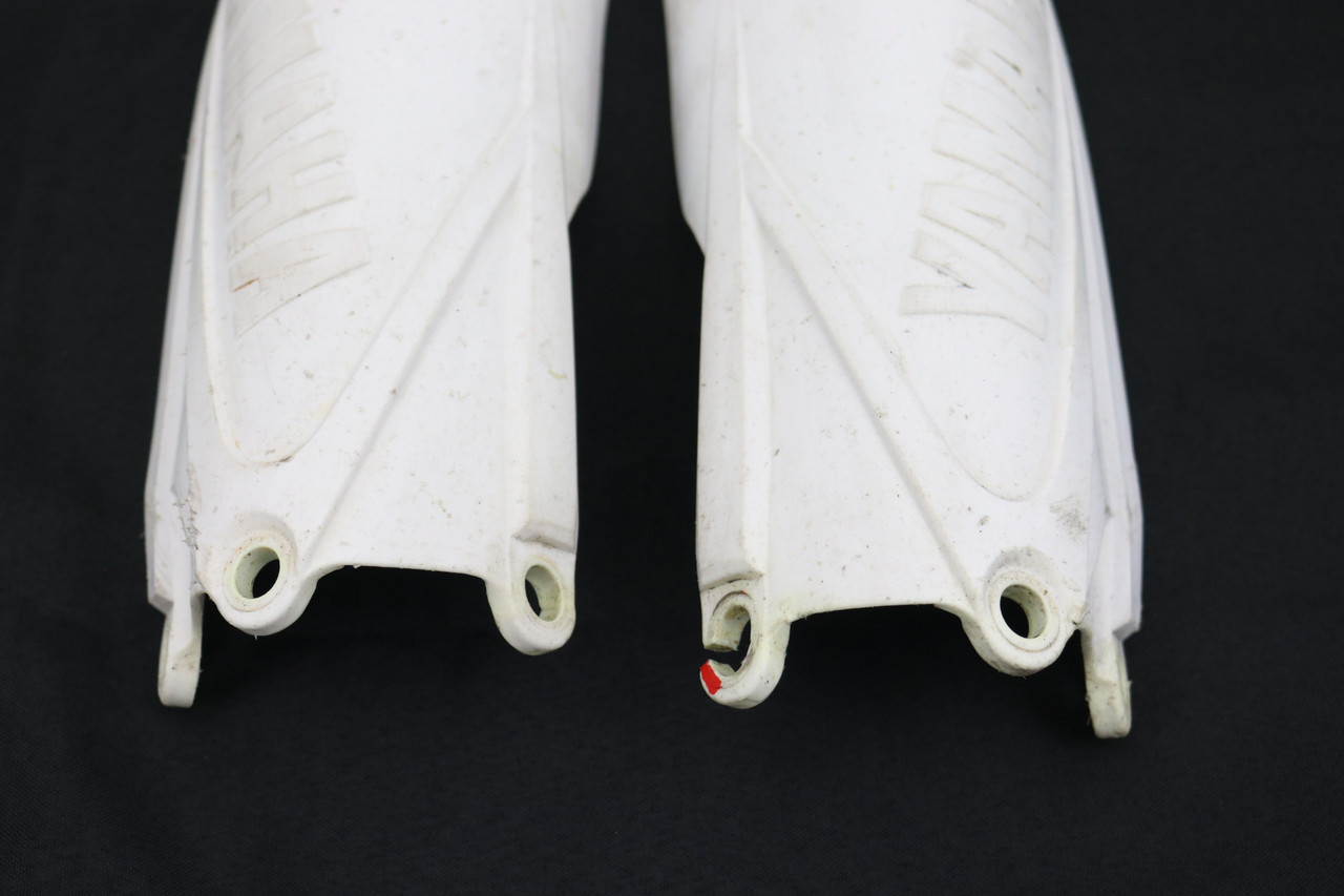 YZ / YZF / WRF 10–24 Fork Tube Guards LH+RH Protectors Yamaha 17D-2315J-50-00 #297