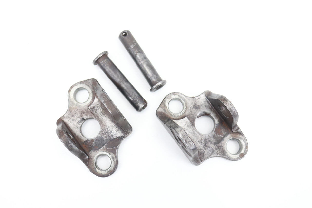 YZ250F 06–13 YZ450F 06–09 Footpeg Brackets RH & LH Yamaha 1C3-21447-10-00 #300
