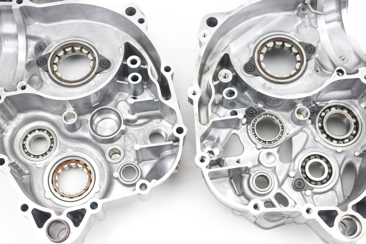 250-350 SX-F XC-F EXC-F 2023-2026 Crankcase Set Engine Cases KTM A46030000044 #306