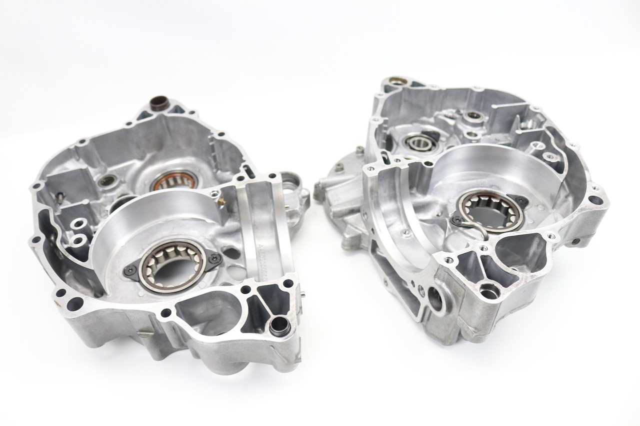 250-350 SX-F XC-F EXC-F 2023-2026 Crankcase Set Engine Cases KTM A46030000044 #306