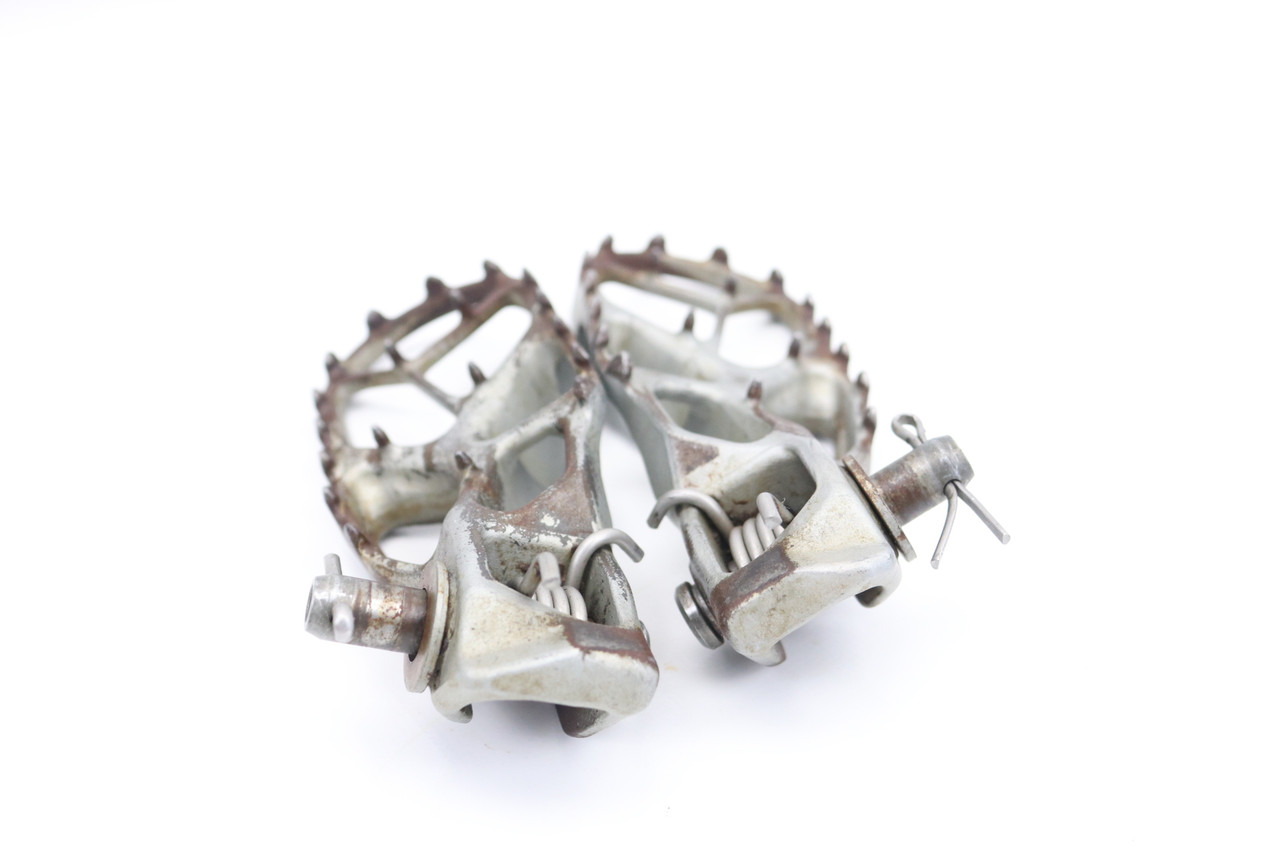 250-450 SX SX-F XC-F 2022-2026 Footrests LH+RH Footpegs & Pins KTM A46003037033 #306