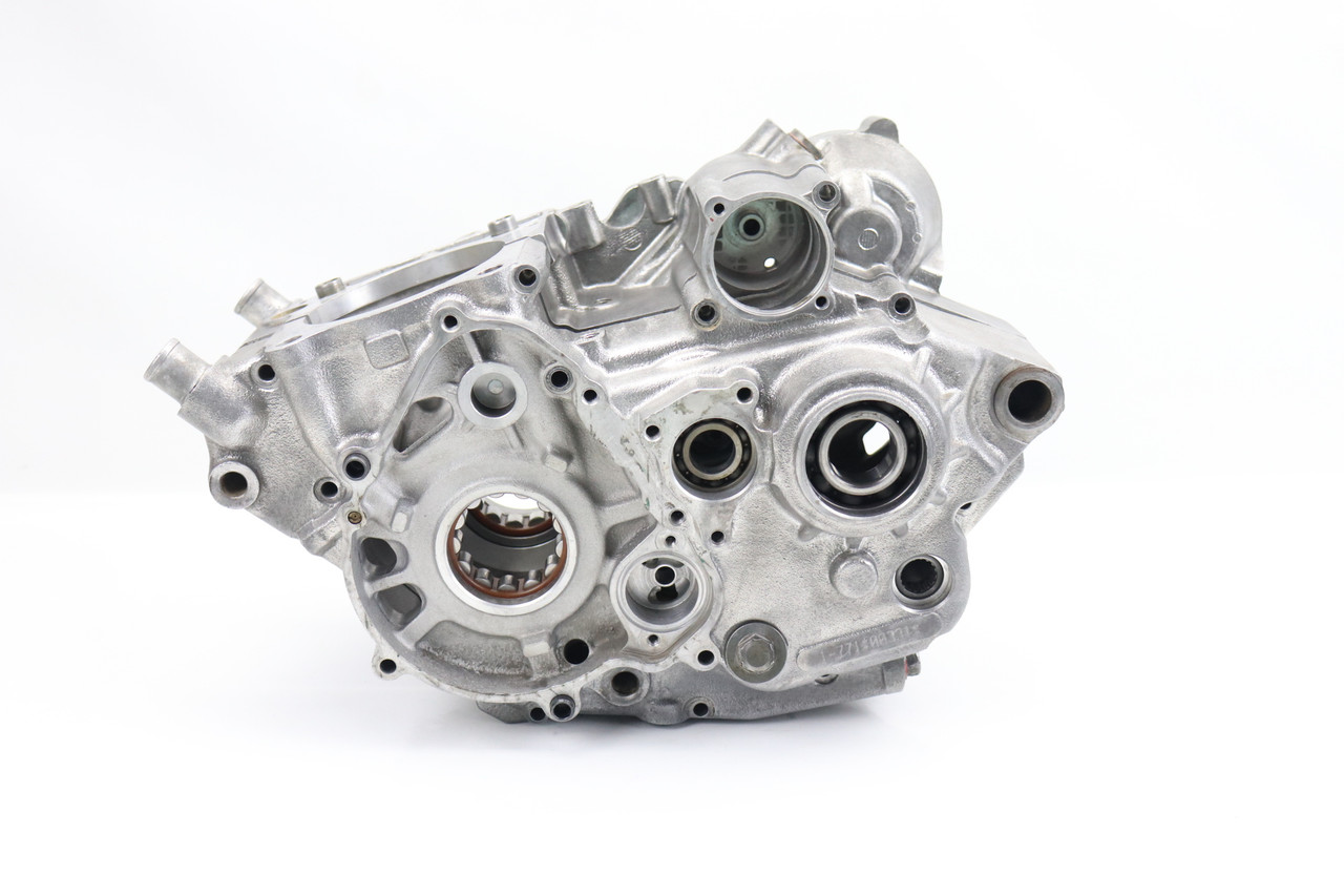 250 SX-F XC-F 2011 Crankcase Set Engine Cases KTM 77130000044 #303