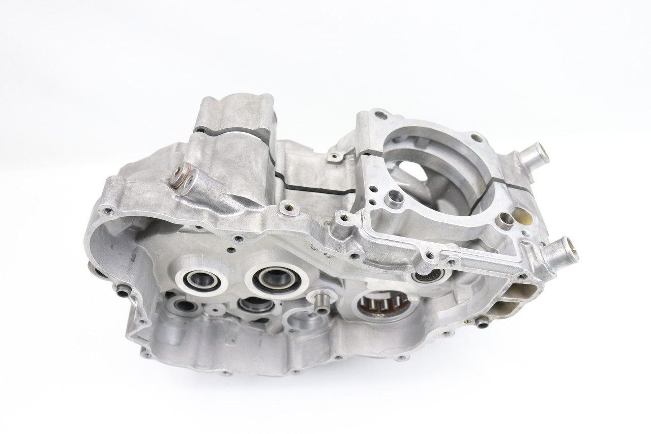 250 SX-F XC-F 2011 Crankcase Set Engine Cases KTM 77130000044 #303