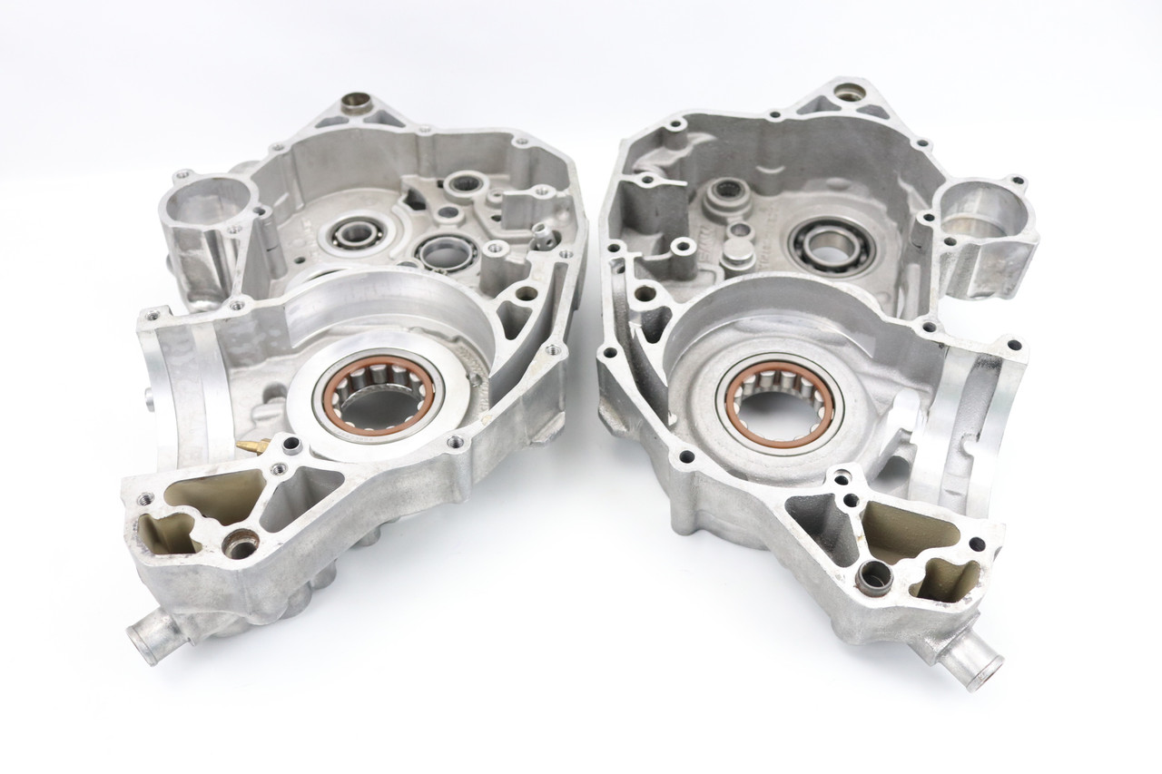 250 SX-F XC-F 2011 Crankcase Set Engine Cases KTM 77130000044 #303