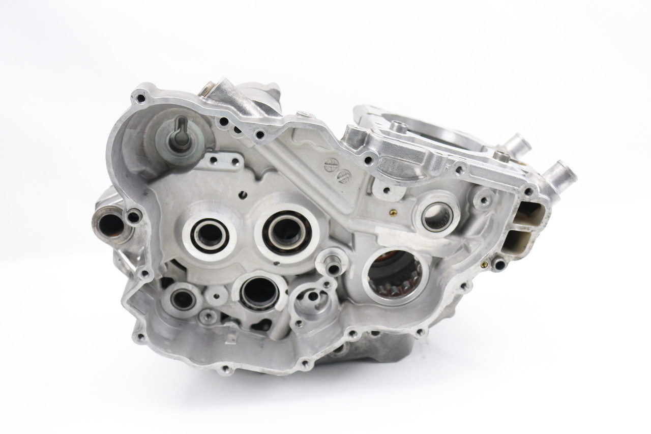 250 SX-F XC-F 2011 Crankcase Set Engine Cases KTM 77130000044 #303