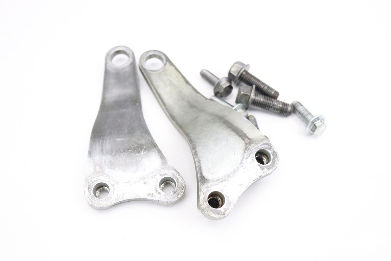 YZ250F 2014–2016 Upper Motor Mount Brackets & Bolts Yamaha 1SM-21425-00-00 #304